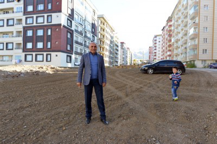 Erzurum Yakutiye Belediyesi kamulaştırma yaparak yol açtı 