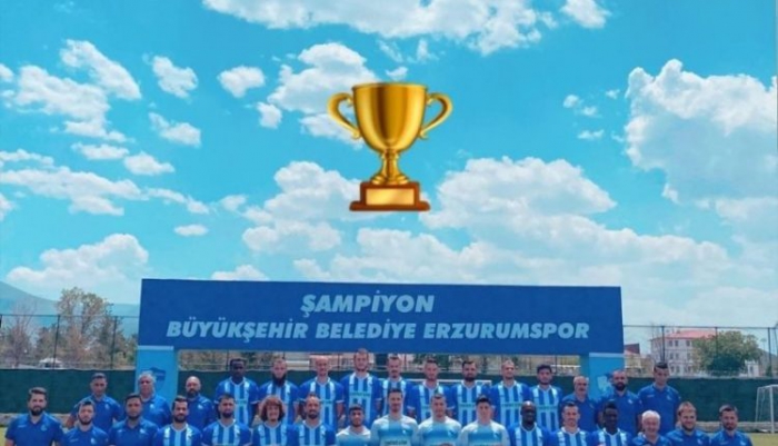 Erzurumspor kupayla poz verdi