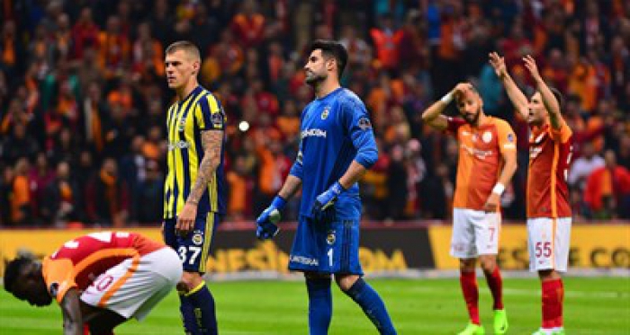 Fenerbahçe'de iki şok birden!