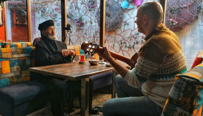 Fenomen Dadaş Necati, Emre Yücelen ile düet yaptı