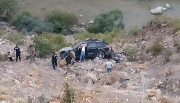 Fransa’dan Erzurum’a tatile gelen kadın trafik kazasında hayatını kaybetti