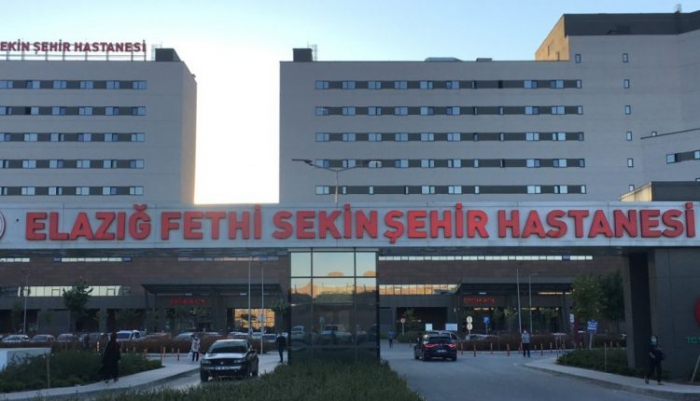 Genç hemşire görevi başında kalbine yenik düştü