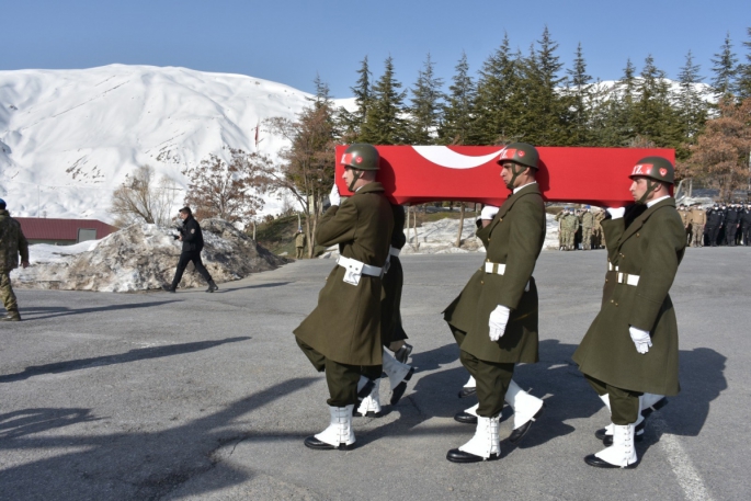 Hakkari'de şehit asteğmen için tören düzenlendi