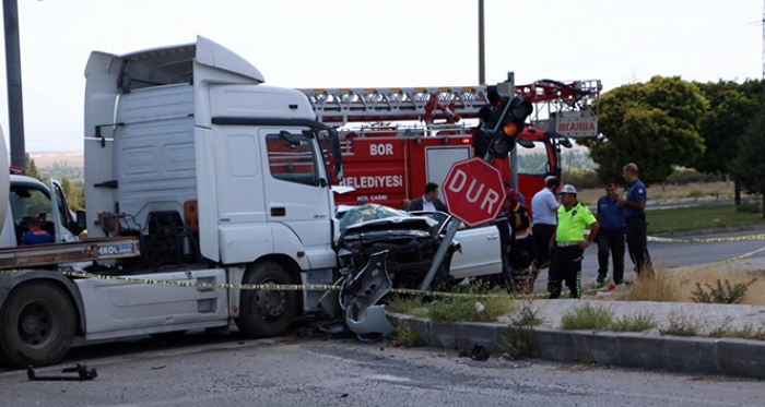 Hatay Emniyet Müdürü ve ailesi kaza geçirdi