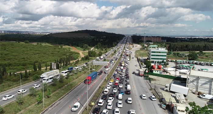 İçişleri Bakanlığı: ’15 ildeki seyahat kısıtlaması yarın gece saat 24.00 itibarıyla sonlandırılacak’