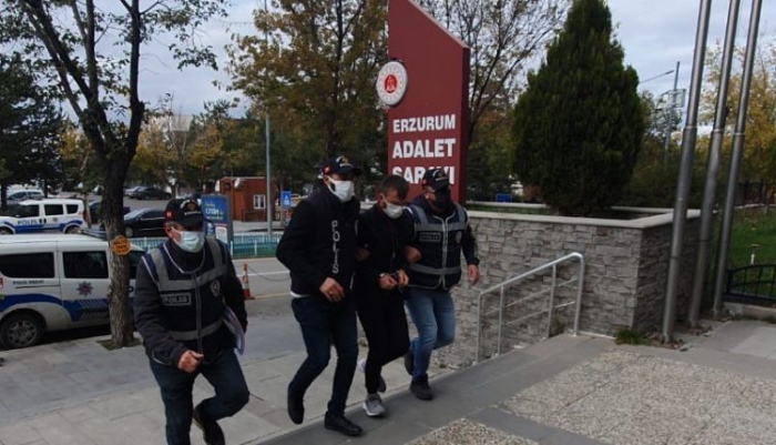 Isparta’dan Erzurum’a geldi, maske takıp genç kadının çantasını gasp etti