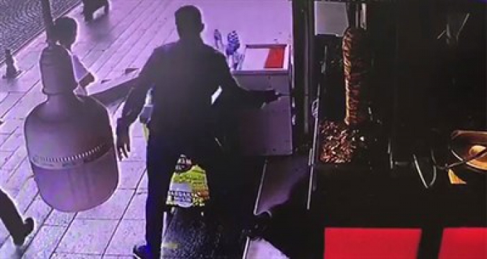 Korkunç olay! Tartıştığı şahsın kolunu döner bıçağıyla kesti