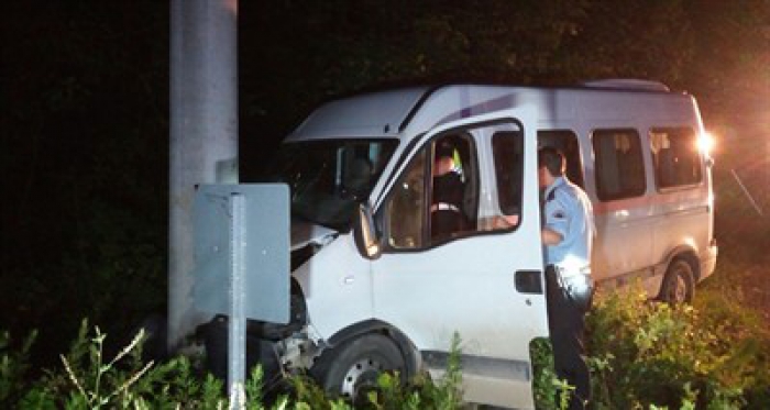 Kur’an kursu öğrencilerini taşıyan servisin freni patladı: 15 yaralı