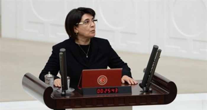 Leyla Zana'ya kötü haber!