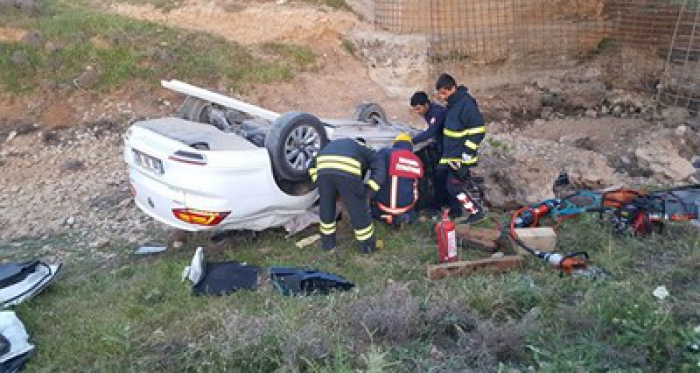 Otomobil köprüden uçtu: 1 ölü, 1 yaralı !