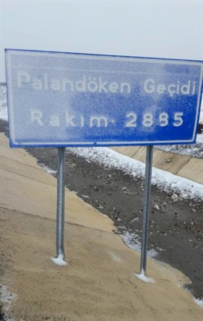 Palandöken'e mevsimin ikinci karı yağdı