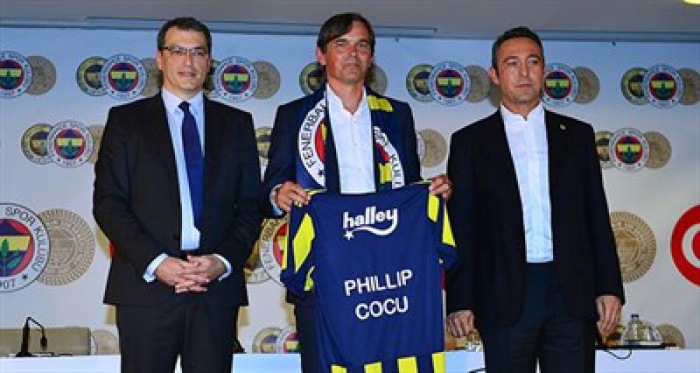 Phillip Cocu resmen Fenerbahçe’de