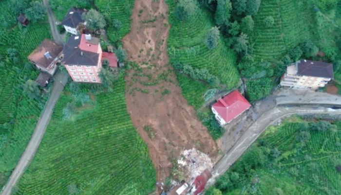 Rize’de ölü sayısı 5’e yükseldi, kayıp 3 kişi ise aranıyor