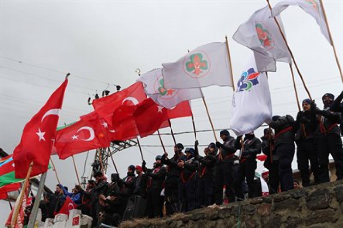 Sarıkamış şehitleri Şenkaya'da anıldı