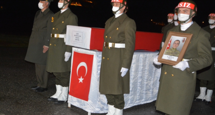 Şehit Çalım için Hakkari’de tören düzenlendi