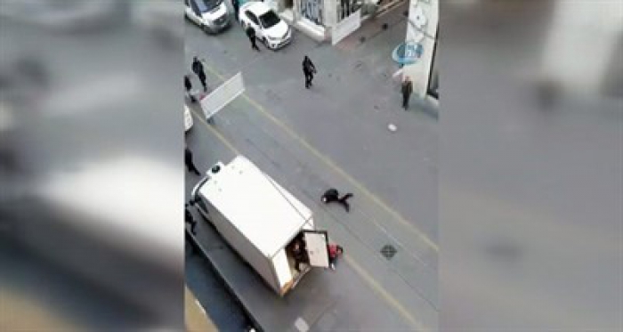 Taksim'de silahlı çatışma