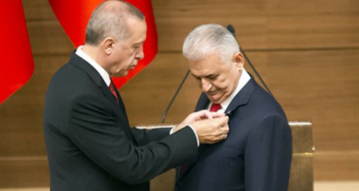 TBMM Başkanı Yıldırım'a Devlet Şeref Madalyası tevcih edildi