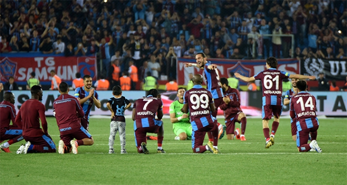 Trabzonspor, 8 sezon sonra 3 büyüklere karşı bir ilke imza attı