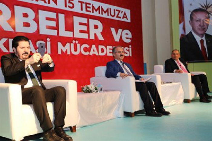 Türkiye’de Darbeler Tarihi ve Demokrasi Mücadelesi Aziziye’de anlatıldı