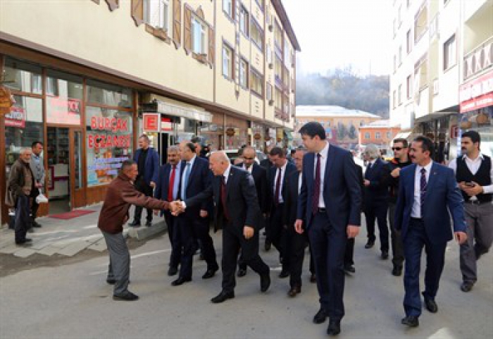 Vali Azizoğlu ve Başkan Sekmen muhtarların sorunlarını dinledi