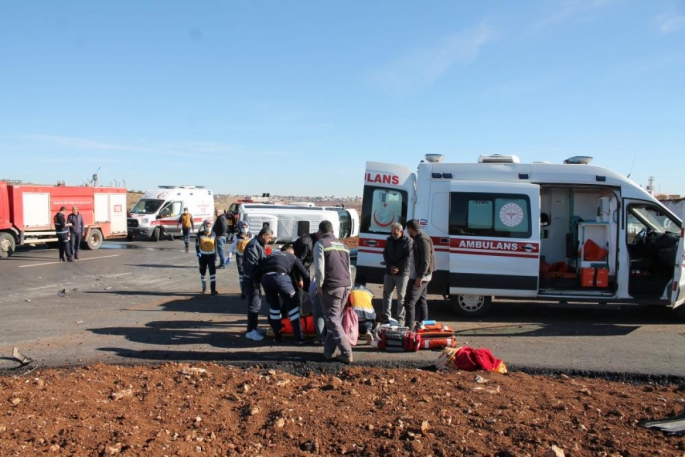 Zincirleme trafik kazası: 1 ölü, 5 yaralı